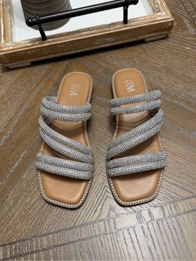 C&M Women's Slide Sandals